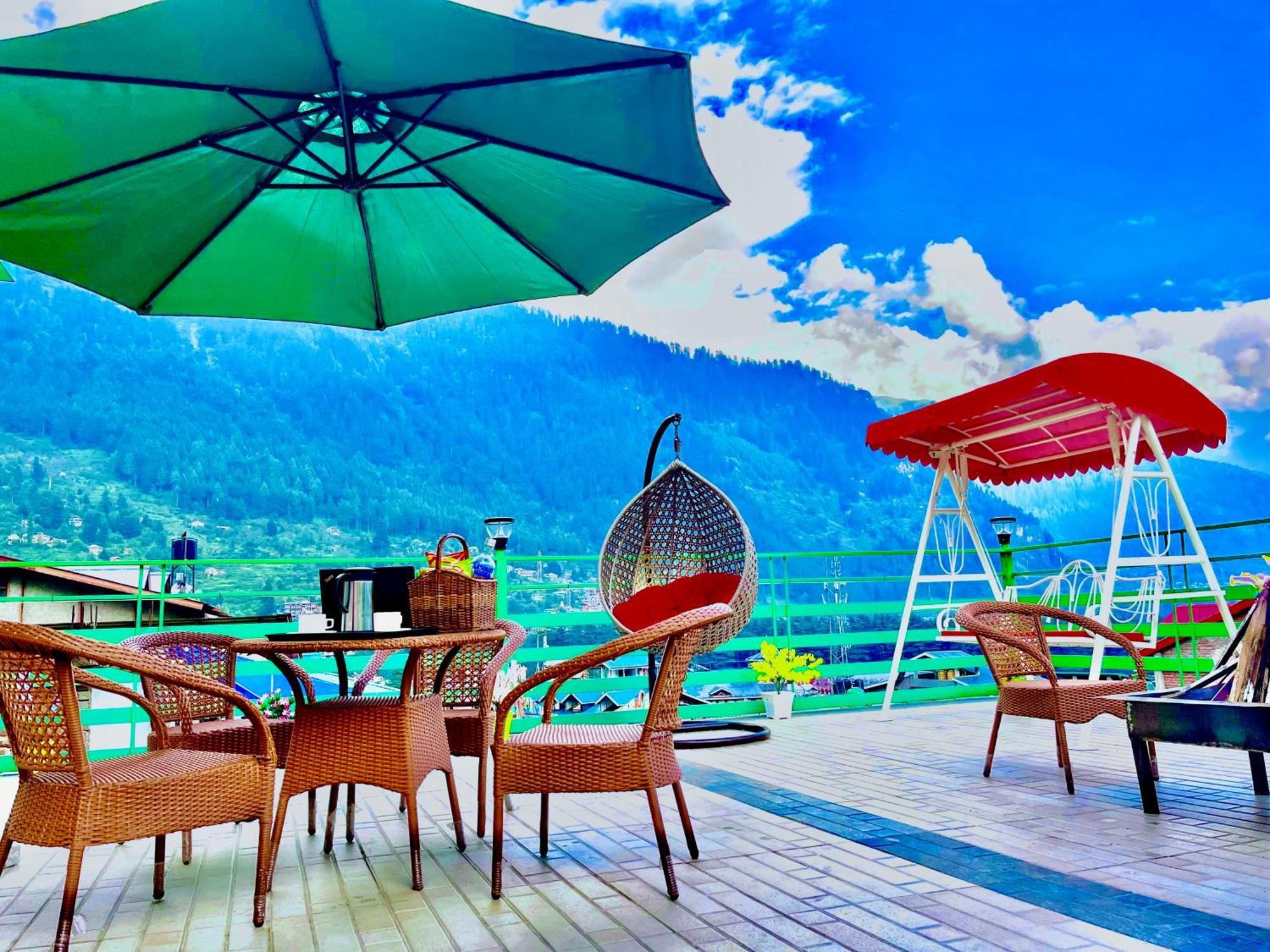 Vista Resort, Manali - ! Near Mall Road !! Hot & Cold Ac Rooms !! Best Selling !! Big Parking !! Luxury Collection !! Open Terrace !! Lift !! Playing Zone !! Property Of The Year ! Екстер'єр фото