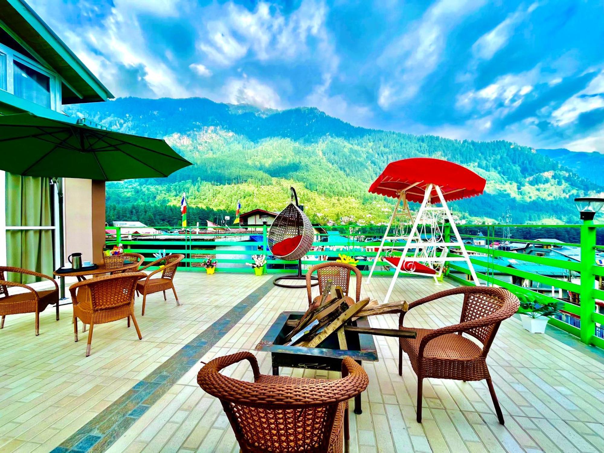 Vista Resort, Manali - ! Near Mall Road !! Hot & Cold Ac Rooms !! Best Selling !! Big Parking !! Luxury Collection !! Open Terrace !! Lift !! Playing Zone !! Property Of The Year ! Екстер'єр фото