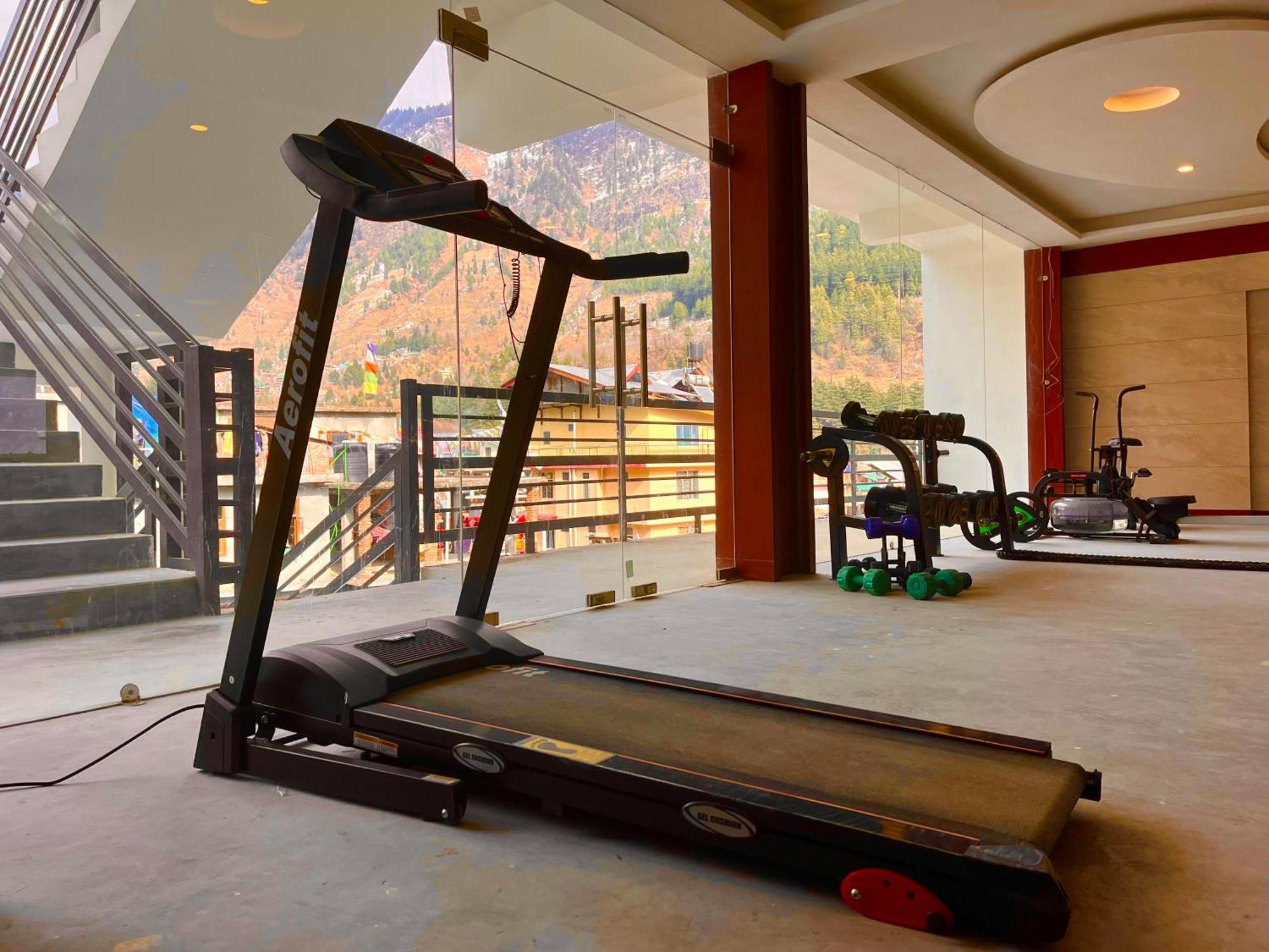 Vista Resort, Manali - ! Near Mall Road !! Hot & Cold Ac Rooms !! Best Selling !! Big Parking !! Luxury Collection !! Open Terrace !! Lift !! Playing Zone !! Property Of The Year ! Екстер'єр фото